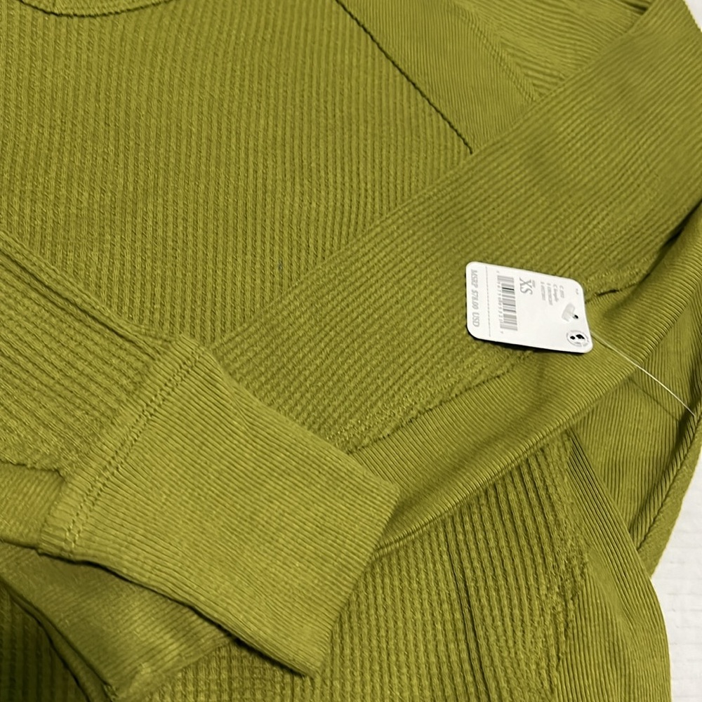 NWT Free People Santa Clara Thermal Long Sleeve Top Ferngully Green XS - Picture 6 of 8